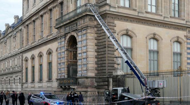 procurorul sef paris furtul bijuteriilor luvru comis infractori marunti