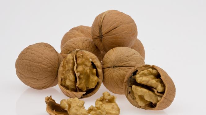 fructul autohton devenit lux romani pret kilogram