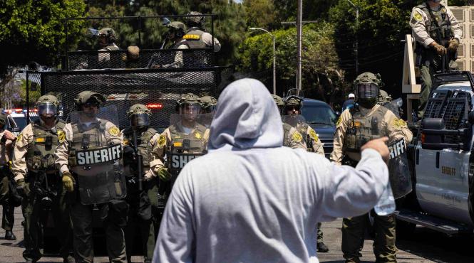 administratia trump trimis ilegal garda nationala portland