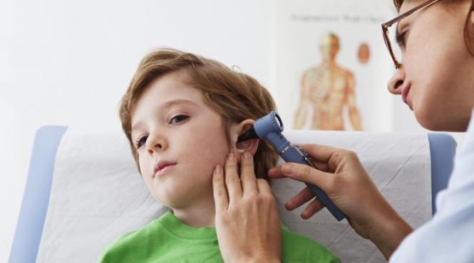 cand durerea urechi devine urgenta semnale alarma complicatii posibile