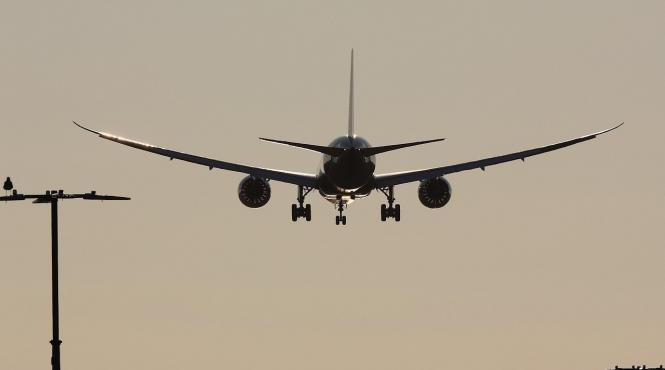 politia romana cheltuit bilete de avion insotire extradati