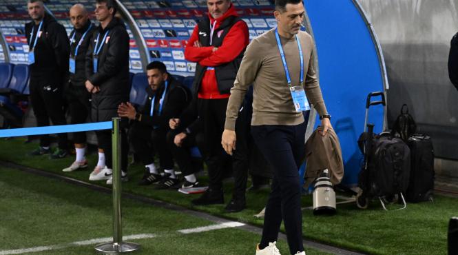 alungare mirel radoi universitatea craiova suporteri socati