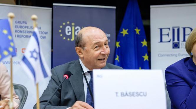 basescu lukoil rafinarie vanduta povara uriasa stat