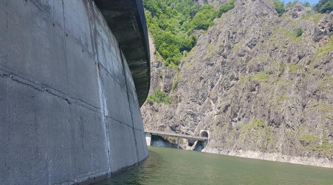 hidroelectrica golire lac vidraru