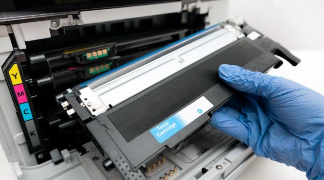 cseke attila achizitie costisitoare tonere