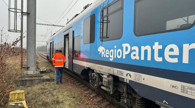 doua trenuri ciocnire cehia echipele interventie zeci de victime