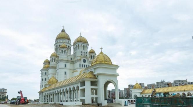 program sarbatori catedrala neamului cand vor avea loc slujbele religioase