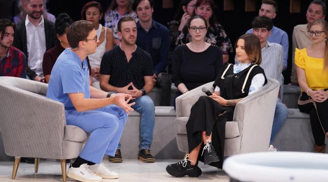 andrusca de la insula iubirii adina buzatu si cristian porcari dezbat la medicool efectele stresului si lipsei de somn diseara de la 18 00 pe antena 1 si antenaplay