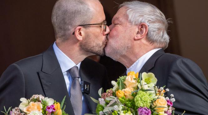 ue instanta casatorii persoane acelasi sex