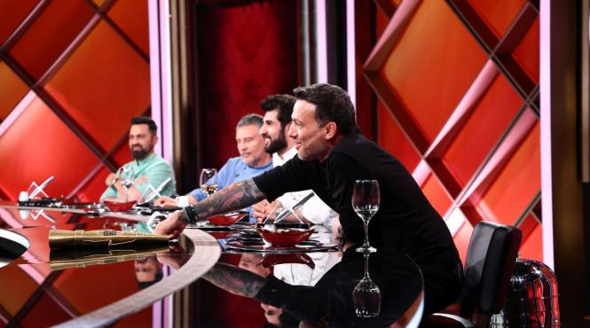 chef richard a castigat aseara bomba la chefi la cutite diseara al treilea cutit de aur in auditii si inca o bomba aruncata in joc de irina