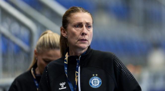 bojana popovic antrenor csm bucuresti 2025