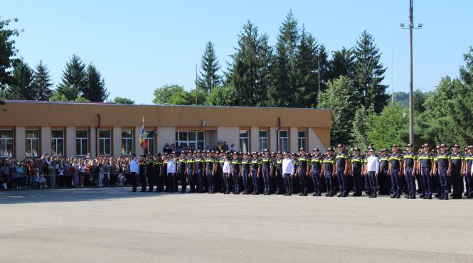 elevi scoala politie campina nu reiau cursurile marti criza apei paltinu