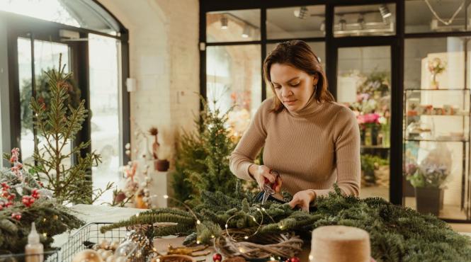 magia sarbatorilor la maison dadoo aranjamente de craciun si buchete create in inima bucurestiului