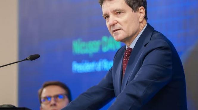 nicusor dan in franta in prima sa vizita oficiala