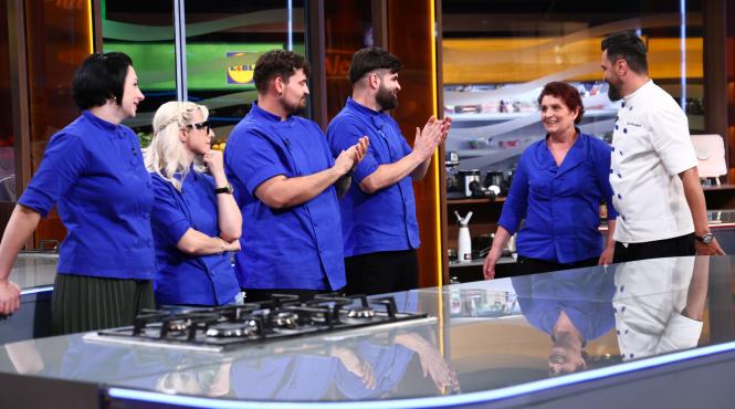 diseara la chefi la cutite rezultat fara precedent al jocului de inceput unul dintre jurati va obtine o superputere echipele provocate in battle de doua amulete