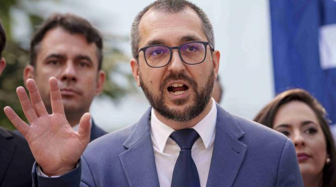 vlad voiculescu pierde judecata mircea geoana acuzatii furt miliard