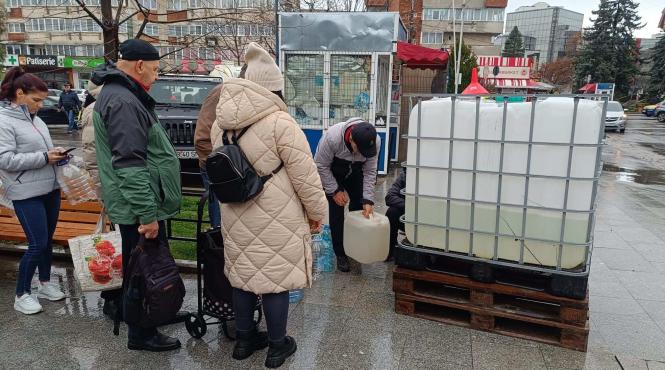 bazin lunca mare inutil salvare oameni criza apei ministerul mediului scandal