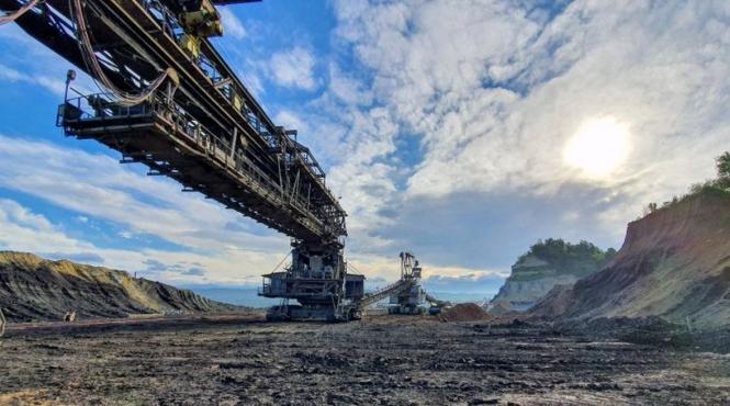 consumul global de carbune va atinge un nou record in 2025