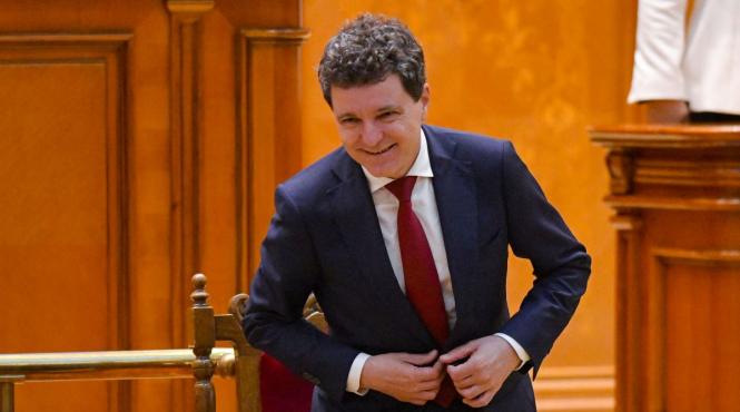 11 magistrati discutiile cu nicusor dan