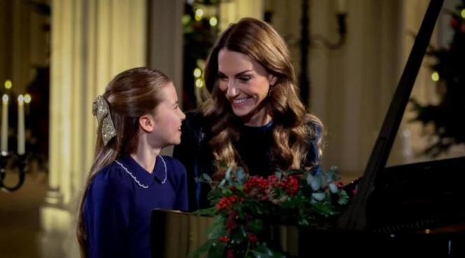 printesa kate charlotte pian craciun
