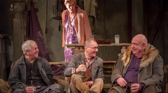 noul an incepe cu spectacole de teatru pe scena nationalelor din bucuresti si craiova