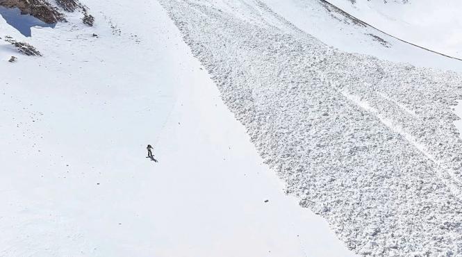 risc mare avalanse muntii fagaras bucegi tarcu godeanu