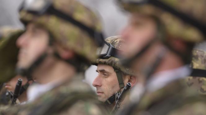 lege modificata pregatire militara romania 2026 indemnizatie rezervisti voluntari