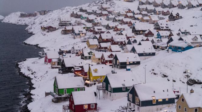 trump cumparare groenlanda cost 700 miliarde