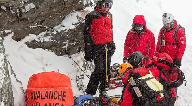 salvamont persoane salvate munte