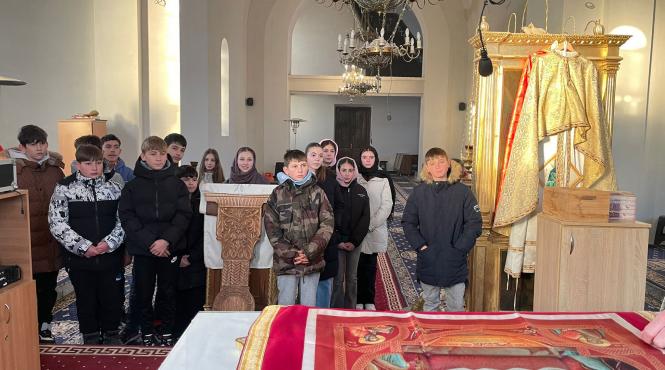 prima ora de religie din 2026 s a tinut in biserica satului