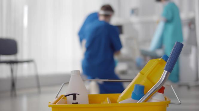 beneficiile utilizarii detergentilor profesionali in spatiile comerciale si industriale