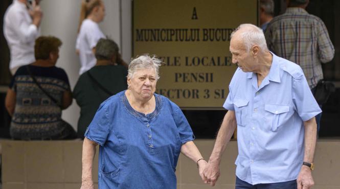 pensionari 2027 majorarile pericol statul imprumutat masiv