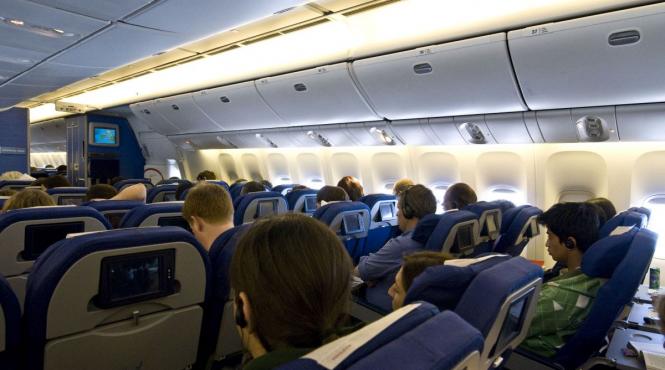 zbor avion chirurg vascular turbulente corp cheaguri sange