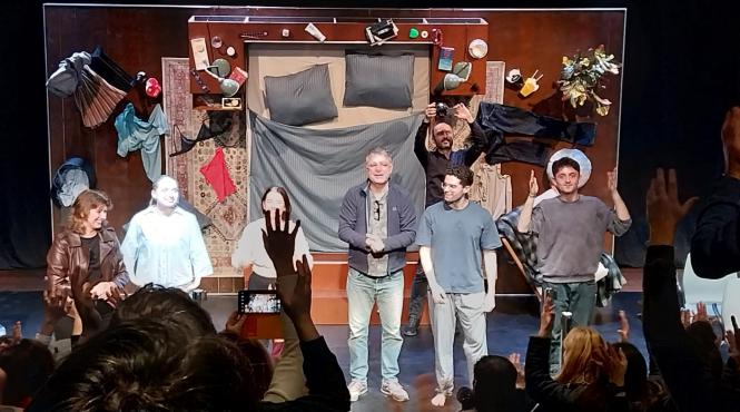 dincolo de tacere piesa teatru deficienta auz