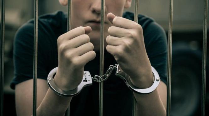 copii infractori 13 ani scandaluri politice tari pedepse inexistente