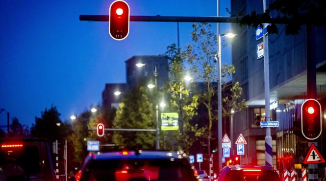 povestea fascinanta semafor inventia oprit haos trafic