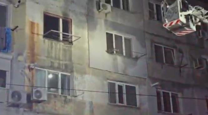 incendiu violent intr un apartament in navodari o persoana a murit