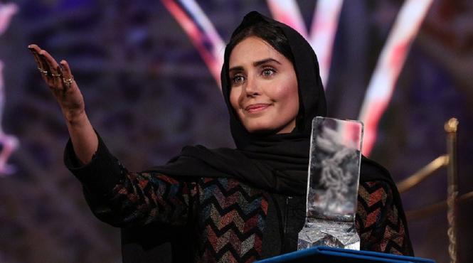 actrita cunoscuta iran anunt tara sa