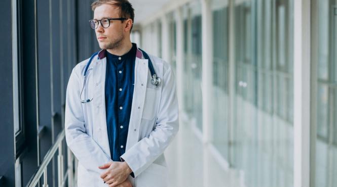 doctori replica bolojan scandal absolventi medicina abandonat romania