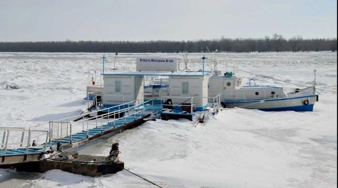 transportul fluvial dunare oprit temporar ninsori