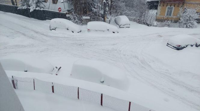 vreme severa 21 judete drumuri inchise curse anulate mii de oameni fara curent