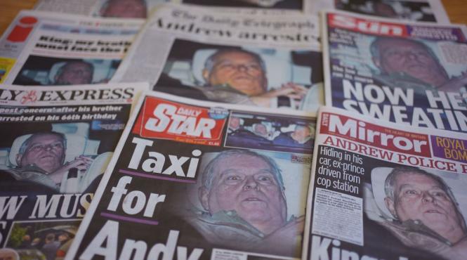 guvernul britanic ia in considerare excluderea lui andrew din linia de succesiune la tron