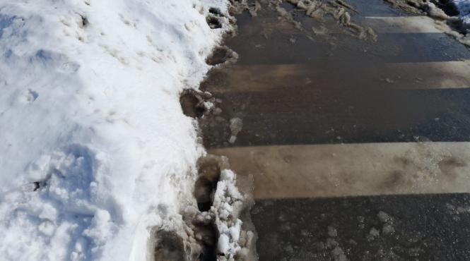 deszapezirea prin topire bucurestiul orasul marilor lacuri aparute peste noapte