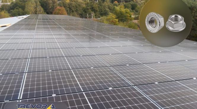 alege un sistem de montaj pentru panouri fotovoltaice rezistent la intemperii in romania cu trevora electric