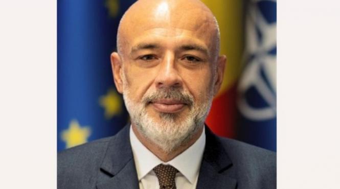 trai protejat stat posturi administratii pierderi