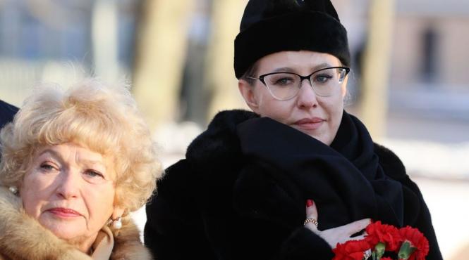 apel neasteptat cercul apropiat vladimir putin fina liderului kremlin cere public incetarea razboiului ucraina