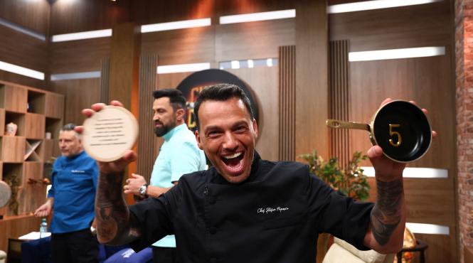 premiera chefi la cutite lider de audienta chef stefan victorios aseara urmeaza emotii uriase la amuleta ne jurizeaza un chef pregatit care are pretentii