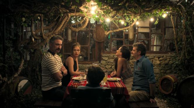 un loc sigur regia ceciliei stefanescu caravana nationala