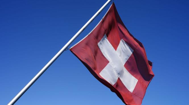 legea neutralitatii elvetia interzice sua survol avioane militare