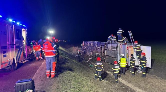 autocar rasturnat tutova e581 galati vaslui accident mort raniti